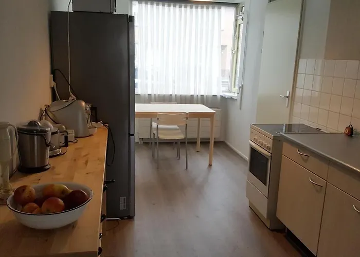 Πανσιόν Quiet Spacious