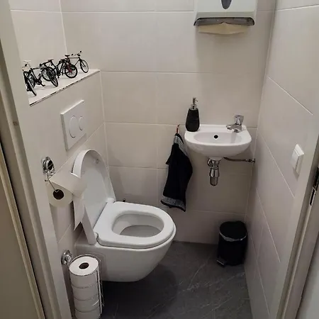 Quiet Spacious *